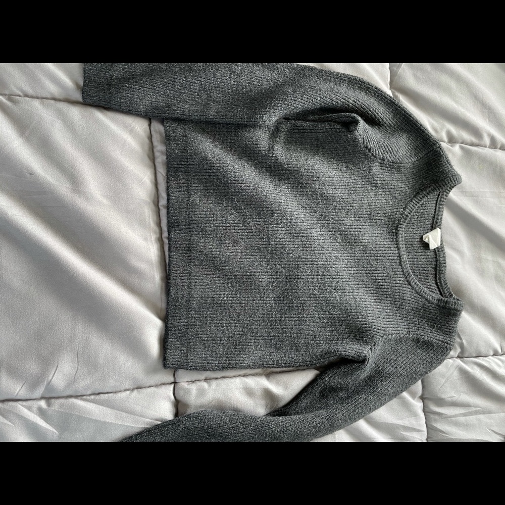 Cropped sweater